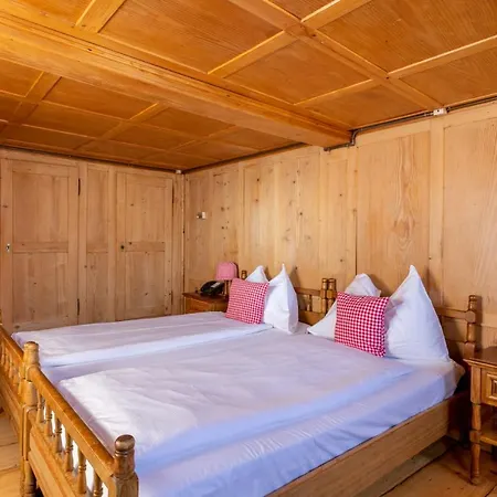 Swiss-Chalet Merlischachen - Historik Chalet-Hotel Lodge Kussnacht Exterior photo